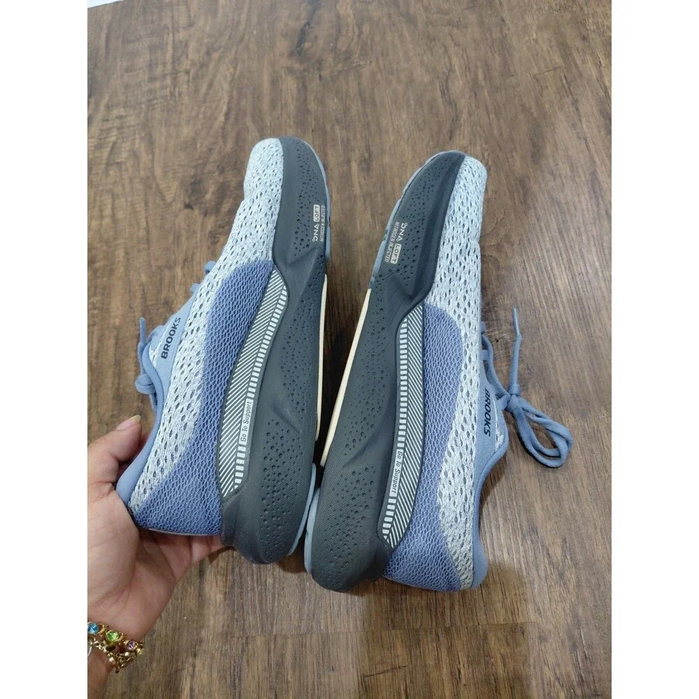 Size 8.5B - Brooks Adrenaline GTS 24 Country Wash Women's Sneakers